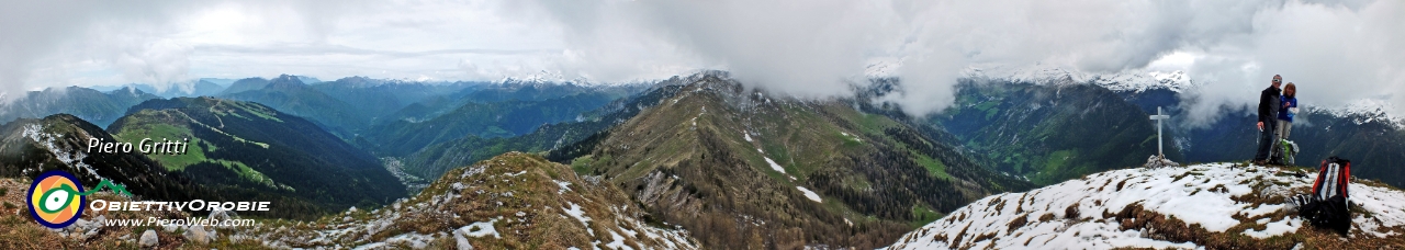 65 Panoramica dalla vetta del Pizzo Badile  .jpg